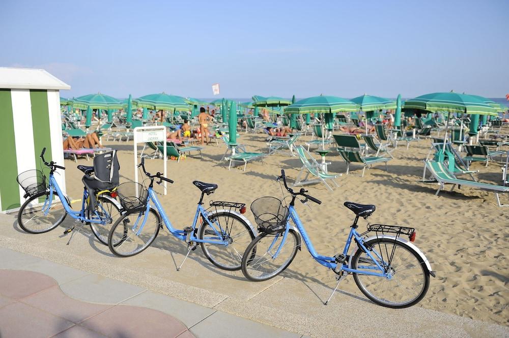 Hotel Jadran Lido di Jesolo Eksteriør bilde