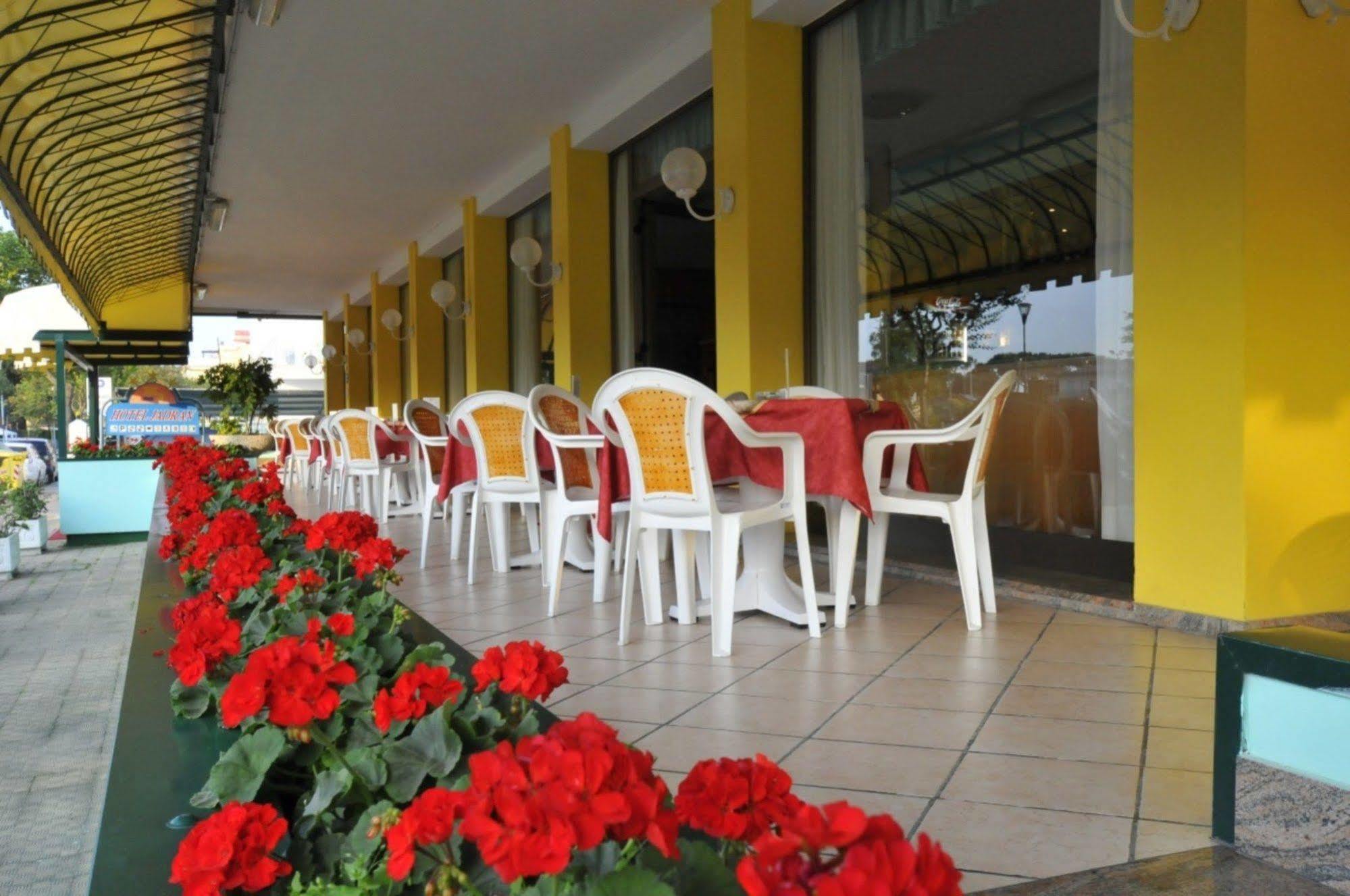 Hotel Jadran Lido di Jesolo Eksteriør bilde